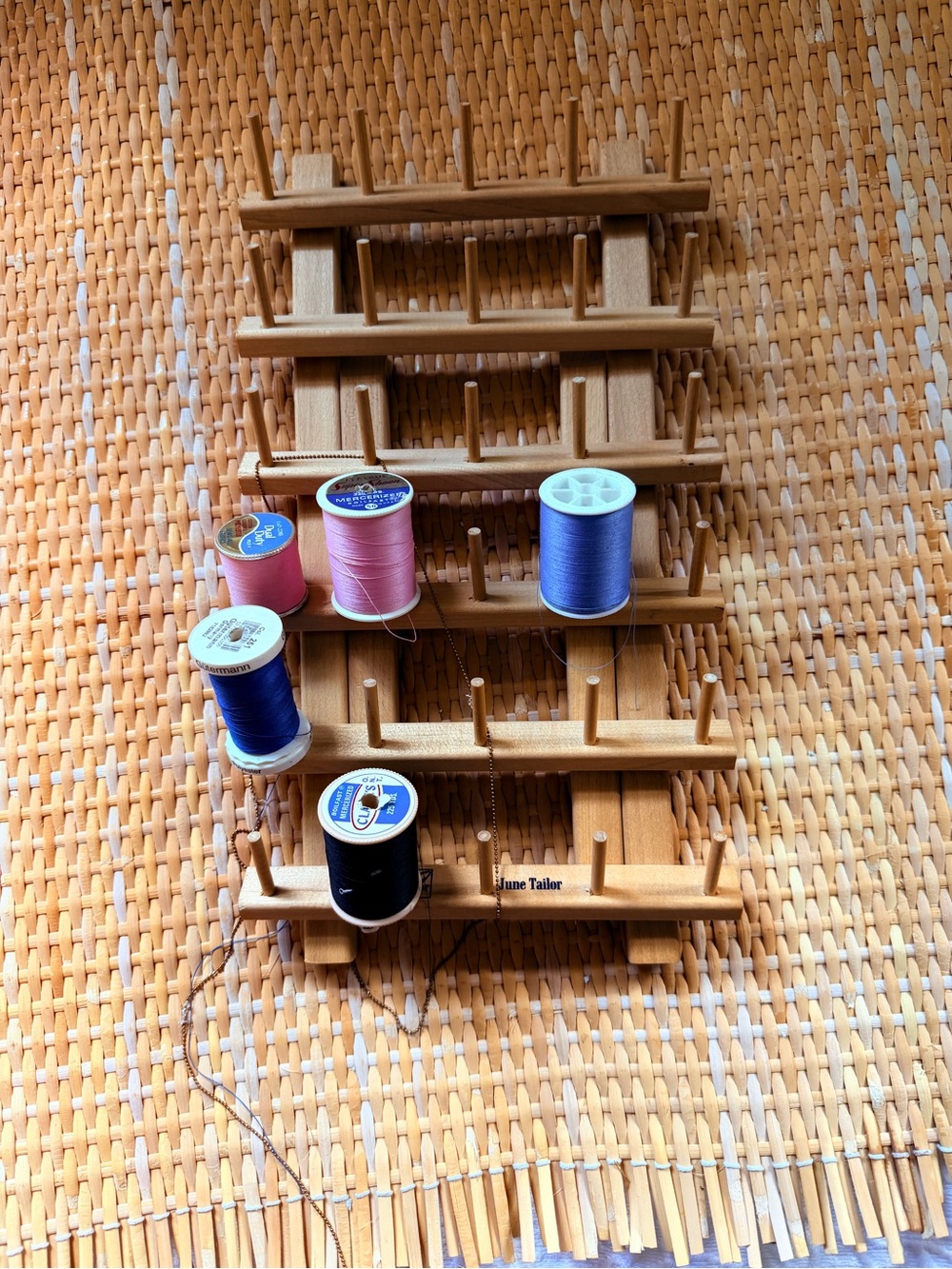 June Tailor Wooden Thread Spool Rack Organizer - Natural
